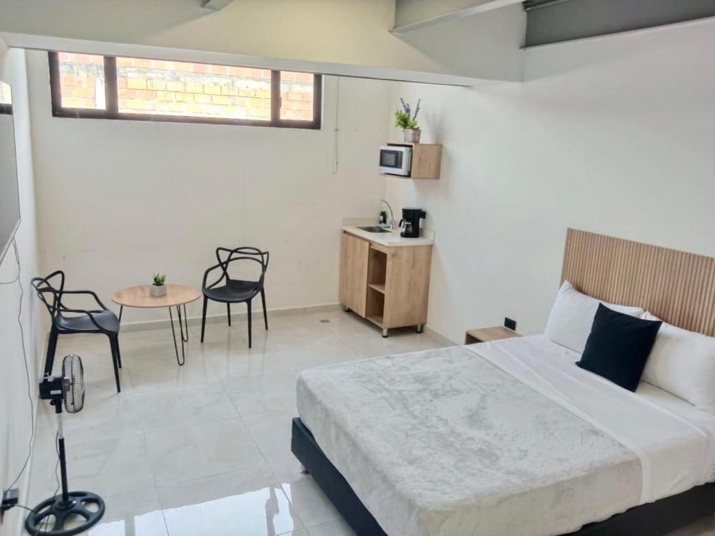 Nook Apartamentos En El Corazon De Медельин Экстерьер фото
